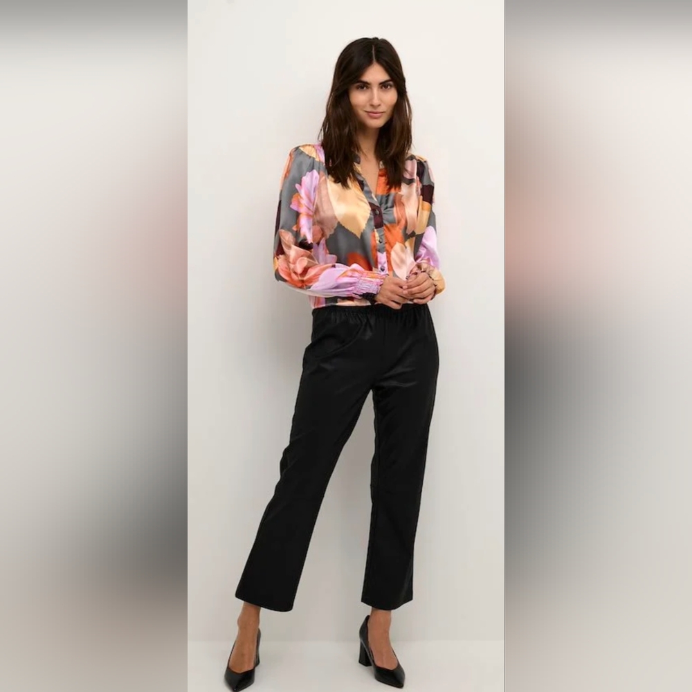 Culture Cassandra Straight Pants